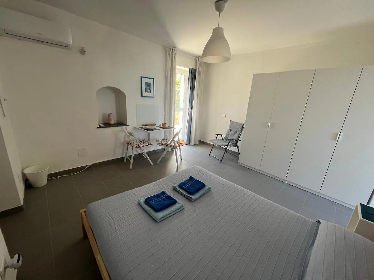 Apartment Little Home Valderice Italy