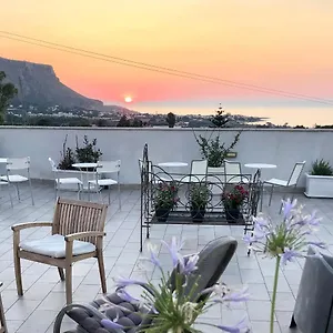3* Couette-café Casale Belvedere Vista Mare